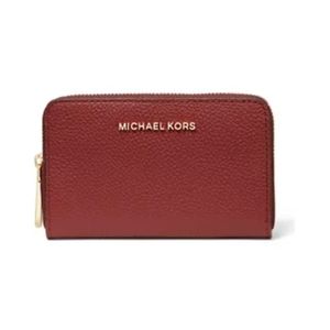 *NWT* Michael Kors Jet Set Small Zip Around Card Case